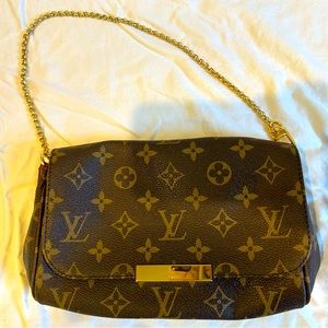 Louis Vuitton Favorite LV Monogram Brown Tan Clutch Gold Chain Shoulder Bag